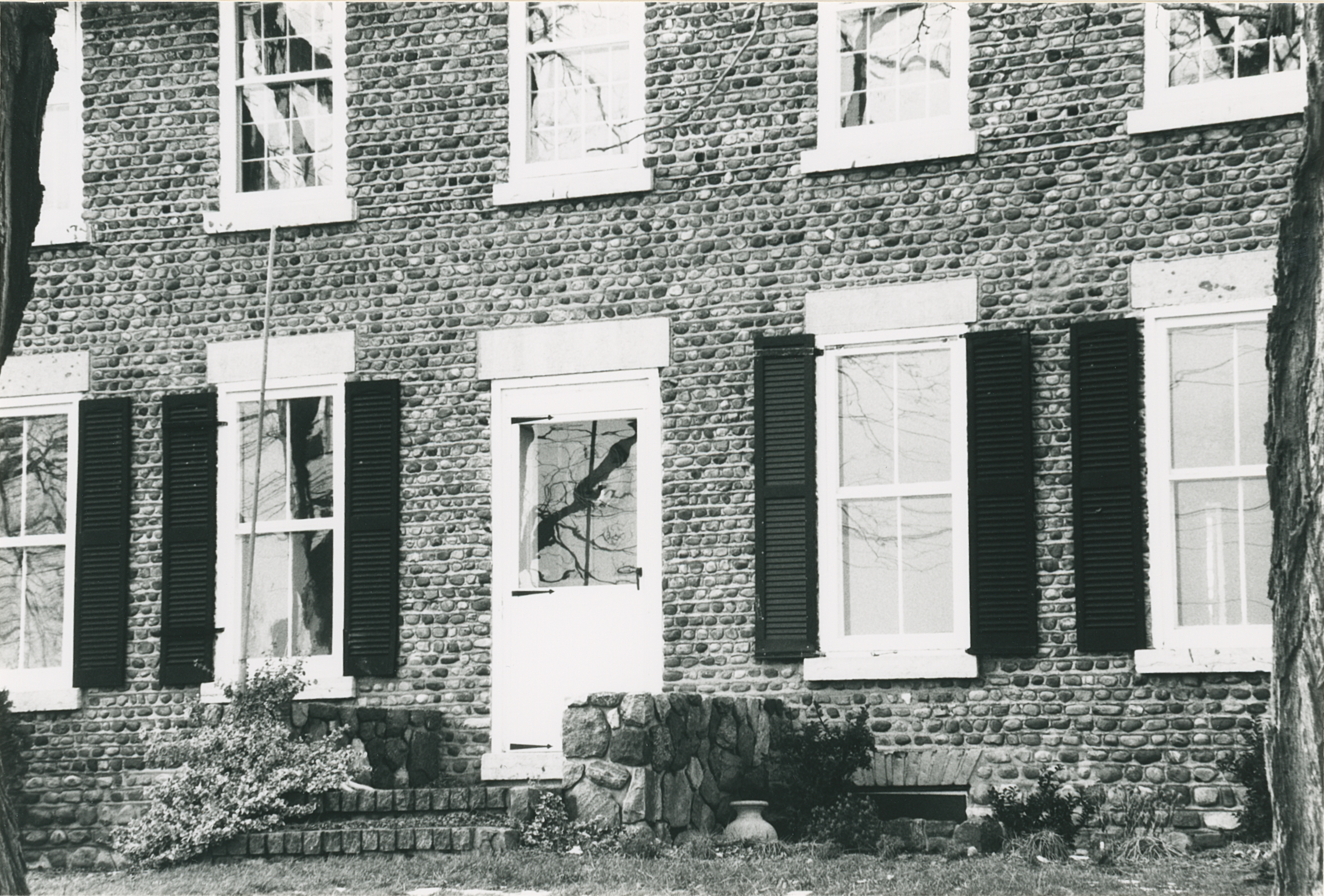 Man-6 3532 Outlet Rd 4